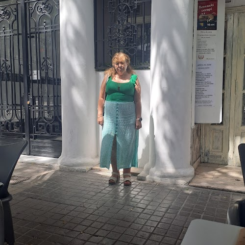La chica del verano FIRMADO de segunda mano por 38 EUR en Cáceres en  WALLAPOP